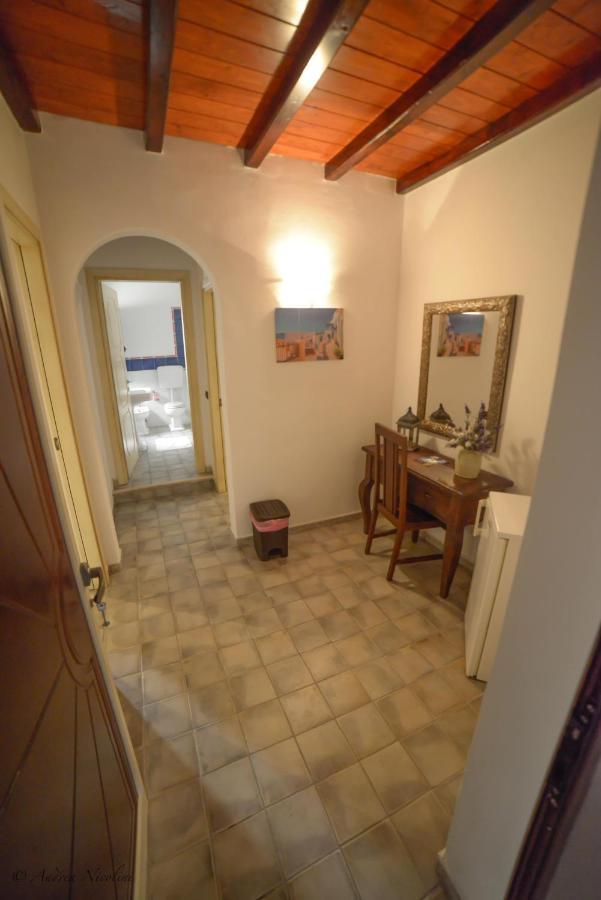 Family Room,1040445514:JPEG